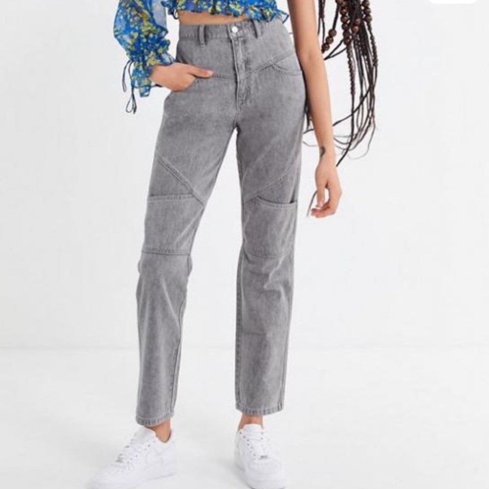Urban Outfitters BDG Gray Cargo Jeans! High Rise Straight leg size 25! So cute!